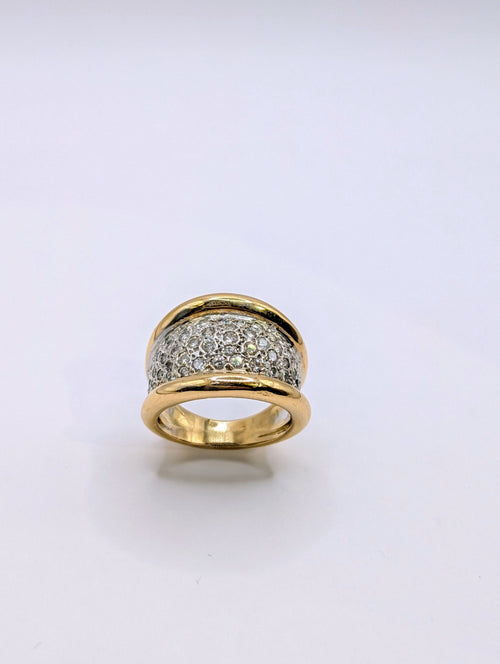 Bague bandeau pavée de diamants en or jaune 18 carats