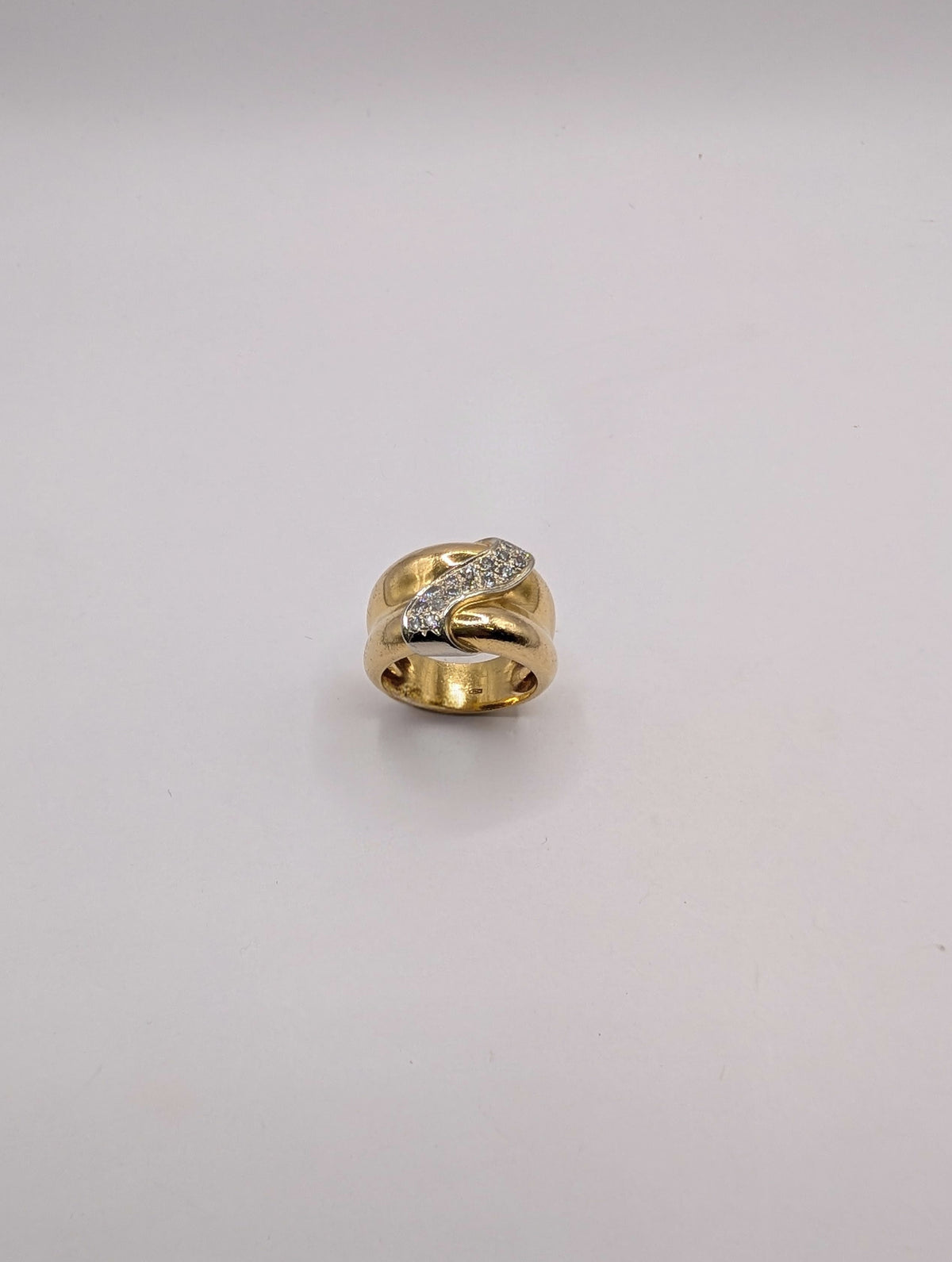 Bague dôme en Or Jaune et Diamants